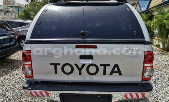 Buy Used Toyota Hilux Silver Car in Accra in Greater Accra Buy Used Toyota Hilux Silver Car in Accra in Greater Accra