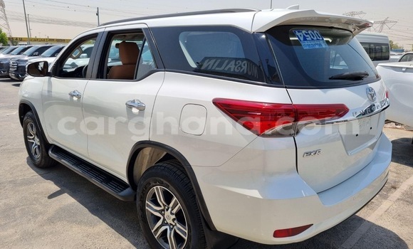 Buy Used Toyota Fortuner White Car in Accra in Greater Accra