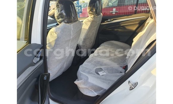 Buy Import Volkswagen Beetle White Car in Import - Dubai in Ashanti Buy Import Volkswagen Beetle White Car in Import - Dubai in Ashanti
