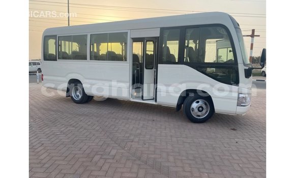 Buy Import Toyota Coaster White Car in Import - Dubai in Ashanti Buy Import Toyota Coaster White Car in Import - Dubai in Ashanti