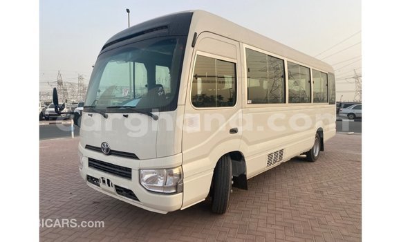 Buy Import Toyota Coaster White Car in Import - Dubai in Ashanti Buy Import Toyota Coaster White Car in Import - Dubai in Ashanti