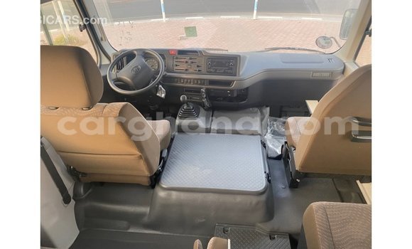 Buy Import Toyota Coaster White Car in Import - Dubai in Ashanti Buy Import Toyota Coaster White Car in Import - Dubai in Ashanti