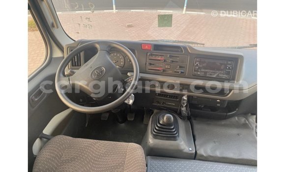 Buy Import Toyota Coaster White Car in Import - Dubai in Ashanti Buy Import Toyota Coaster White Car in Import - Dubai in Ashanti