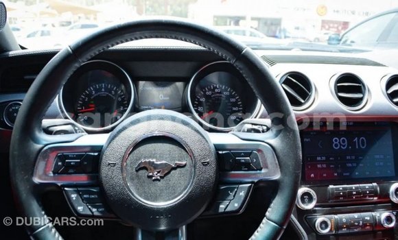 Ra Imported Ford Mustang funfun Ọkọ̀ in Import - Dubai ni Ashanti Ra Imported Ford Mustang funfun Ọkọ̀ in Import - Dubai ni Ashanti