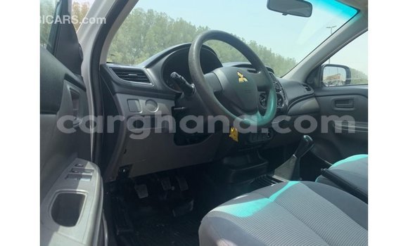 Sayi Imported Mitsubishi L200 White Mota in Import - Dubai a Ashanti Sayi Imported Mitsubishi L200 White Mota in Import - Dubai a Ashanti