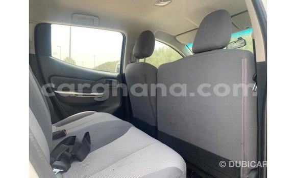 Sayi Imported Mitsubishi L200 White Mota in Import - Dubai a Ashanti Sayi Imported Mitsubishi L200 White Mota in Import - Dubai a Ashanti
