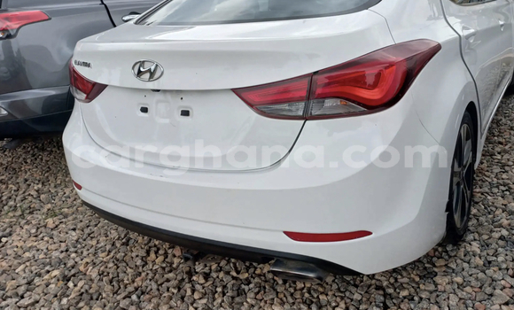 Sayi Na hannu Hyundai Elantra White Mota in Accra a Greater Accra Sayi Na hannu Hyundai Elantra White Mota in Accra a Greater Accra