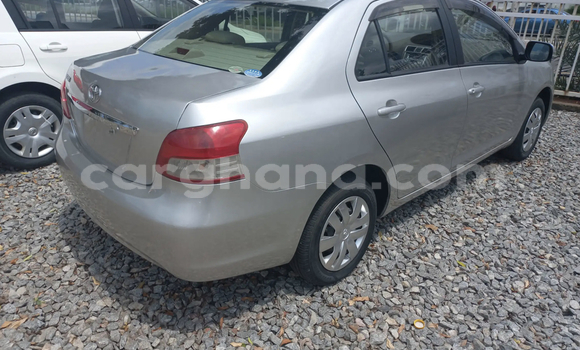 Ra Àlòkù Toyota Yaris Silver Ọkọ̀ in Accra ni Greater Accra Ra Àlòkù Toyota Yaris Silver Ọkọ̀ in Accra ni Greater Accra