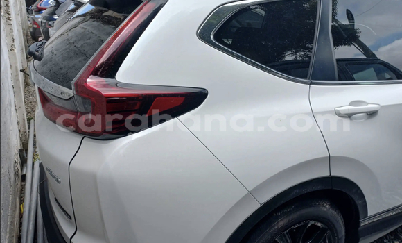 Ra Àlòkù Honda CR–V funfun Ọkọ̀ in Accra ni Greater Accra Ra Àlòkù Honda CR–V funfun Ọkọ̀ in Accra ni Greater Accra