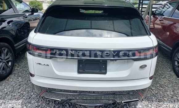 Sayi Na hannu Land Rover Range Rover Velar White Mota in Accra a Greater Accra Sayi Na hannu Land Rover Range Rover Velar White Mota in Accra a Greater Accra