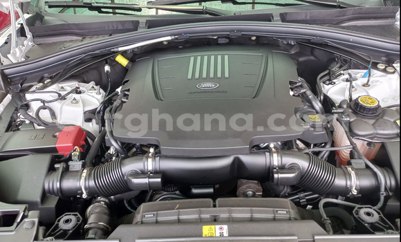 Sayi Na hannu Land Rover Range Rover Velar White Mota in Accra a Greater Accra Sayi Na hannu Land Rover Range Rover Velar White Mota in Accra a Greater Accra