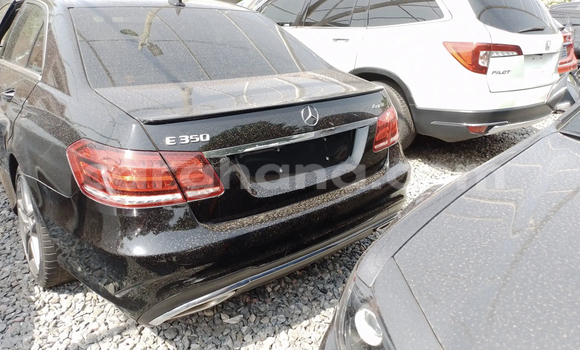 Buy Used Mercedes-Benz E-Classe Blue Car in Accra in Greater Accra Buy Used Mercedes-Benz E-Classe Blue Car in Accra in Greater Accra