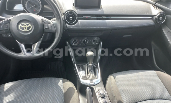 Ra Àlòkù Toyota Yaris Black Ọkọ̀ in Accra ni Greater Accra Ra Àlòkù Toyota Yaris Black Ọkọ̀ in Accra ni Greater Accra