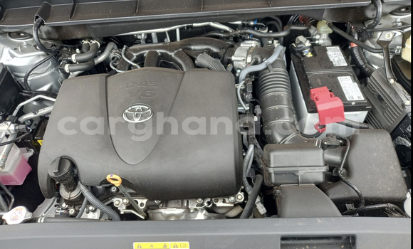 Sayi Na hannu Toyota Highlander Azurfa Mota in Accra a Greater Accra Sayi Na hannu Toyota Highlander Azurfa Mota in Accra a Greater Accra