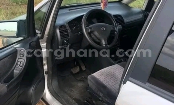 Buy Used Opel Astra Silver Car in Accra in Greater Accra Buy Used Opel Astra Silver Car in Accra in Greater Accra