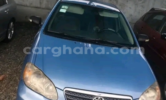 Sayi Na hannu Toyota Corolla Azurfa Mota in Accra a Greater Accra
