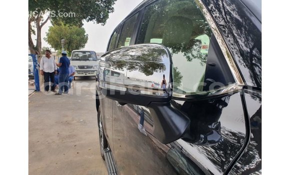 Buy Import Toyota Land Cruiser Black Car in Import - Dubai in Ashanti Buy Import Toyota Land Cruiser Black Car in Import - Dubai in Ashanti