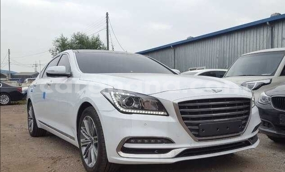 Buy Used Hyundai Genesis White Car in Accra in Greater Accra Buy Used Hyundai Genesis White Car in Accra in Greater Accra