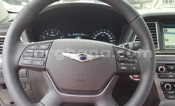 Buy Used Hyundai Genesis White Car in Accra in Greater Accra Buy Used Hyundai Genesis White Car in Accra in Greater Accra