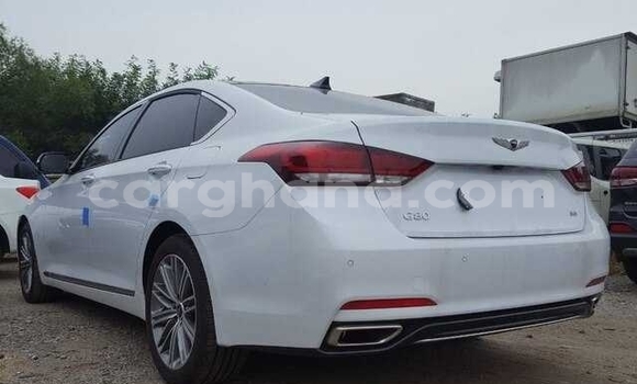 Buy Used Hyundai Genesis White Car in Accra in Greater Accra Buy Used Hyundai Genesis White Car in Accra in Greater Accra