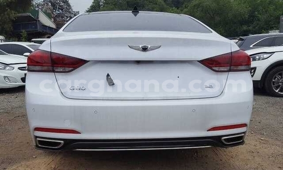Buy Used Hyundai Genesis White Car in Accra in Greater Accra Buy Used Hyundai Genesis White Car in Accra in Greater Accra