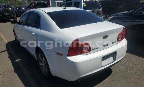 Sayi Na hannu Chevrolet Malibu White Mota in Accra a Greater Accra Sayi Na hannu Chevrolet Malibu White Mota in Accra a Greater Accra