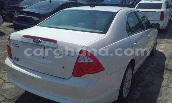 Sayi Na hannu Ford Fusion White Mota in Accra a Greater Accra Sayi Na hannu Ford Fusion White Mota in Accra a Greater Accra