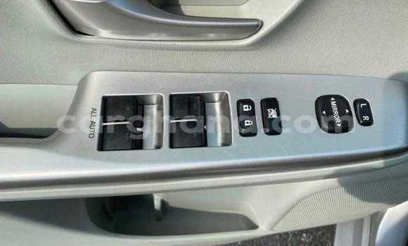 Sayi Na hannu Toyota Prius Azurfa Mota in Accra a Greater Accra Sayi Na hannu Toyota Prius Azurfa Mota in Accra a Greater Accra