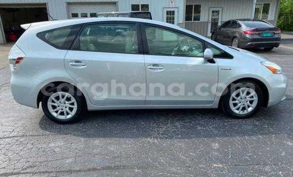 Sayi Na hannu Toyota Prius Azurfa Mota in Accra a Greater Accra Sayi Na hannu Toyota Prius Azurfa Mota in Accra a Greater Accra