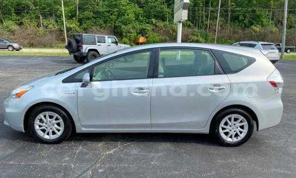 Sayi Na hannu Toyota Prius Azurfa Mota in Accra a Greater Accra Sayi Na hannu Toyota Prius Azurfa Mota in Accra a Greater Accra