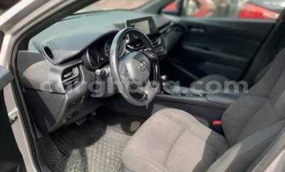 Buy Used Toyota C-HR Silver Car in Accra in Greater Accra Buy Used Toyota C-HR Silver Car in Accra in Greater Accra