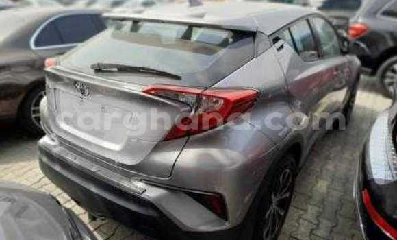 Buy Used Toyota C-HR Silver Car in Accra in Greater Accra Buy Used Toyota C-HR Silver Car in Accra in Greater Accra