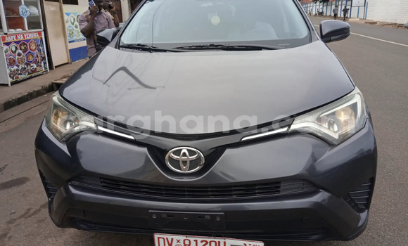 Ra Àlòkù Toyota RAV4 Miiran Ọkọ̀ in Accra ni Greater Accra Ra Àlòkù Toyota RAV4 Miiran Ọkọ̀ in Accra ni Greater Accra