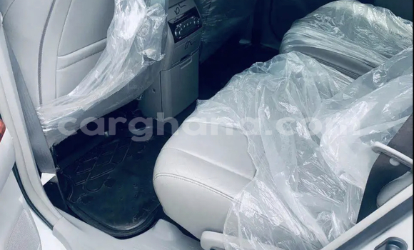 Sayi Na hannu Toyota Highlander White Mota in Accra a Greater Accra Sayi Na hannu Toyota Highlander White Mota in Accra a Greater Accra