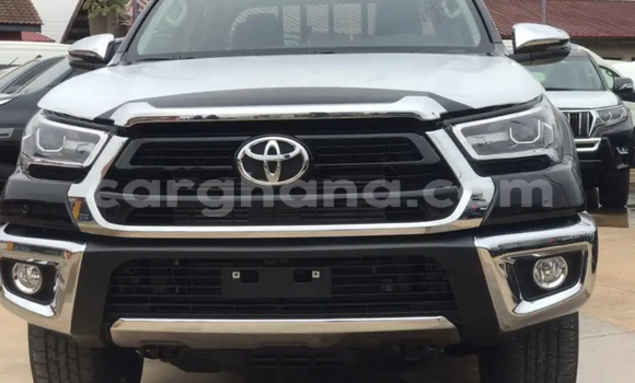 Buy Used Toyota Hilux Black Car in Accra in Greater Accra Buy Used Toyota Hilux Black Car in Accra in Greater Accra