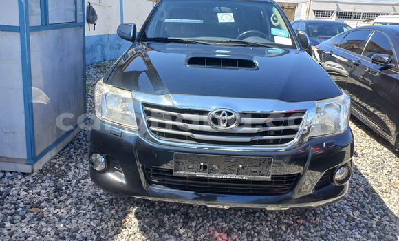 Ra Àlòkù Toyota Hilux Black Ọkọ̀ in Accra ni Greater Accra