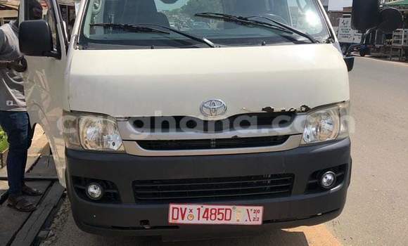 Buy Used Toyota Hiace White Car in Sekondi–Takoradi Metropolitan in Western Buy Used Toyota Hiace White Car in Sekondi–Takoradi Metropolitan in Western