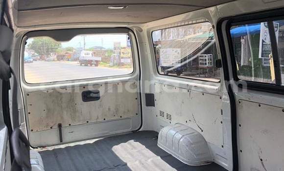 Ra Àlòkù Toyota Hiace funfun Ọkọ̀ in Sekondi–Takoradi Metropolitan ni Oorun Ra Àlòkù Toyota Hiace funfun Ọkọ̀ in Sekondi–Takoradi Metropolitan ni Oorun