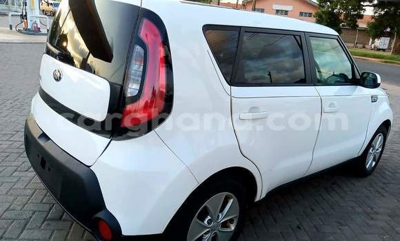Sayi Na hannu Kia Soul White Mota in Sekondi–Takoradi Metropolitan a Yamma Sayi Na hannu Kia Soul White Mota in Sekondi–Takoradi Metropolitan a Yamma