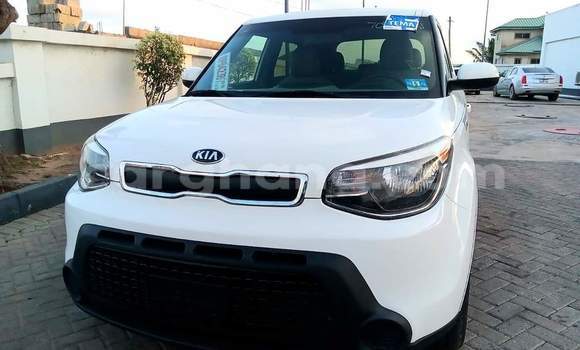 Sayi Na hannu Kia Soul White Mota in Sekondi–Takoradi Metropolitan a Yamma Sayi Na hannu Kia Soul White Mota in Sekondi–Takoradi Metropolitan a Yamma