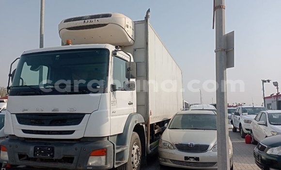 Ra Imported Mitsubishi Carisma funfun Ọkọ̀ in Import - Dubai ni Ashanti Ra Imported Mitsubishi Carisma funfun Ọkọ̀ in Import - Dubai ni Ashanti