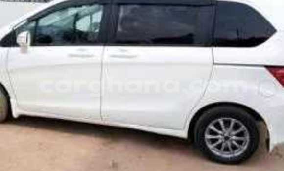 Buy Used Honda Freed White Car in Accra in Greater Accra Buy Used Honda Freed White Car in Accra in Greater Accra