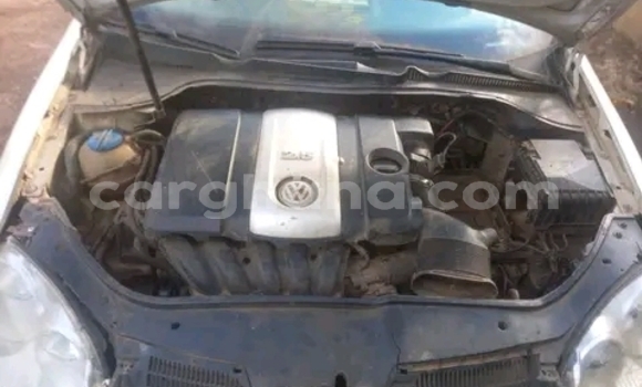 Buy Used Volkswagen Golf White Car in Accra in Greater Accra Buy Used Volkswagen Golf White Car in Accra in Greater Accra