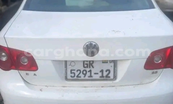 Buy Used Volkswagen Golf White Car in Accra in Greater Accra Buy Used Volkswagen Golf White Car in Accra in Greater Accra