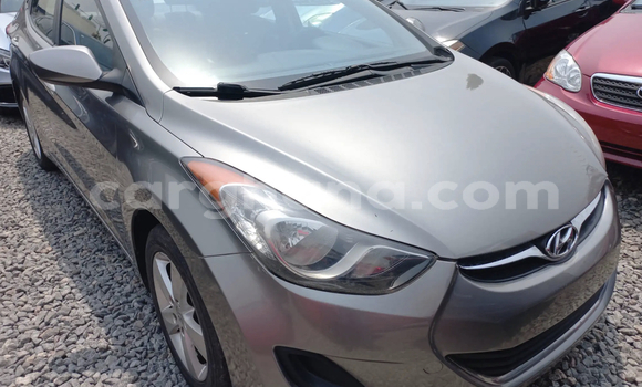 Sayi Na hannu Hyundai Elantra Azurfa Mota in Accra a Greater Accra