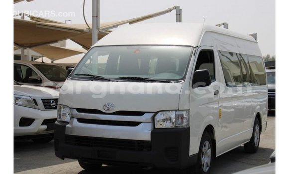 Ra Imported Toyota Hiace funfun Ọkọ̀ in Import - Dubai ni Ashanti Ra Imported Toyota Hiace funfun Ọkọ̀ in Import - Dubai ni Ashanti