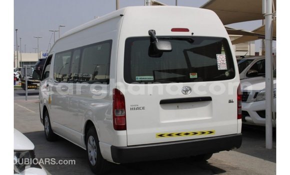 Ra Imported Toyota Hiace funfun Ọkọ̀ in Import - Dubai ni Ashanti Ra Imported Toyota Hiace funfun Ọkọ̀ in Import - Dubai ni Ashanti