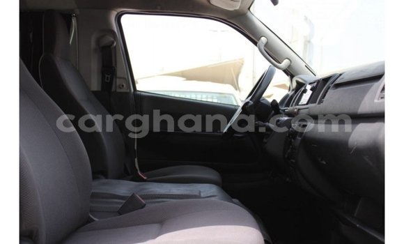 Ra Imported Toyota Hiace funfun Ọkọ̀ in Import - Dubai ni Ashanti Ra Imported Toyota Hiace funfun Ọkọ̀ in Import - Dubai ni Ashanti