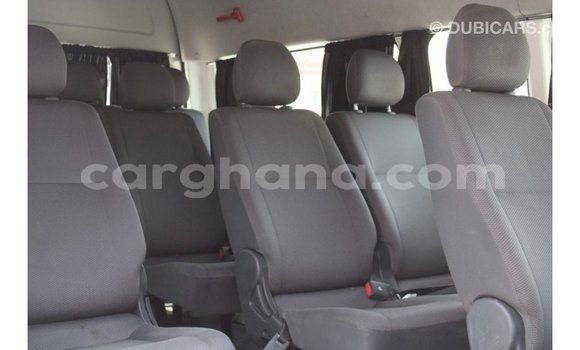 Ra Imported Toyota Hiace funfun Ọkọ̀ in Import - Dubai ni Ashanti Ra Imported Toyota Hiace funfun Ọkọ̀ in Import - Dubai ni Ashanti