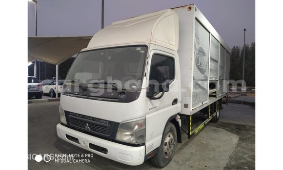 Ra Imported Mitsubishi i funfun Ọkọ̀ in Import - Dubai ni Ashanti Ra Imported Mitsubishi i funfun Ọkọ̀ in Import - Dubai ni Ashanti